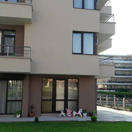 Guest house Casa Del Mar 3*